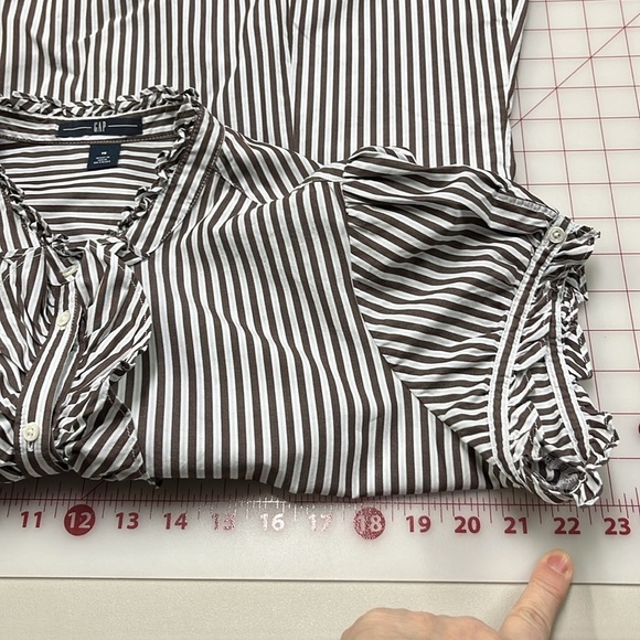 GAP Black and White Striped Blouse - Picture 15 of 16